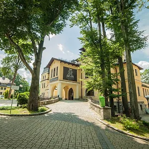 4* Hotel Art &